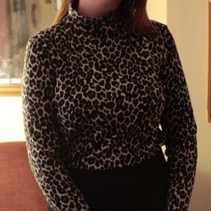 Leopard print turtle neck